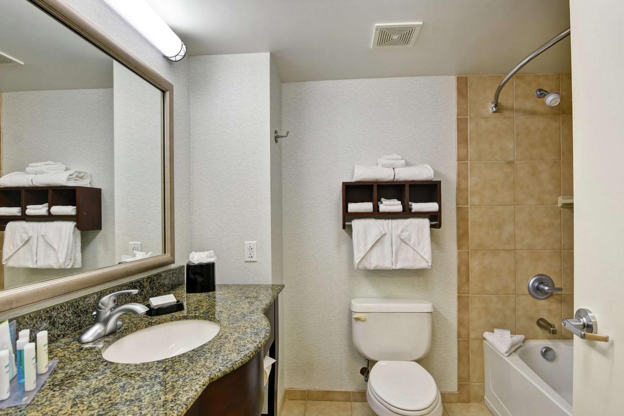 Hampton Inn & Suites Wilkes-Barre Eksteriør billede
